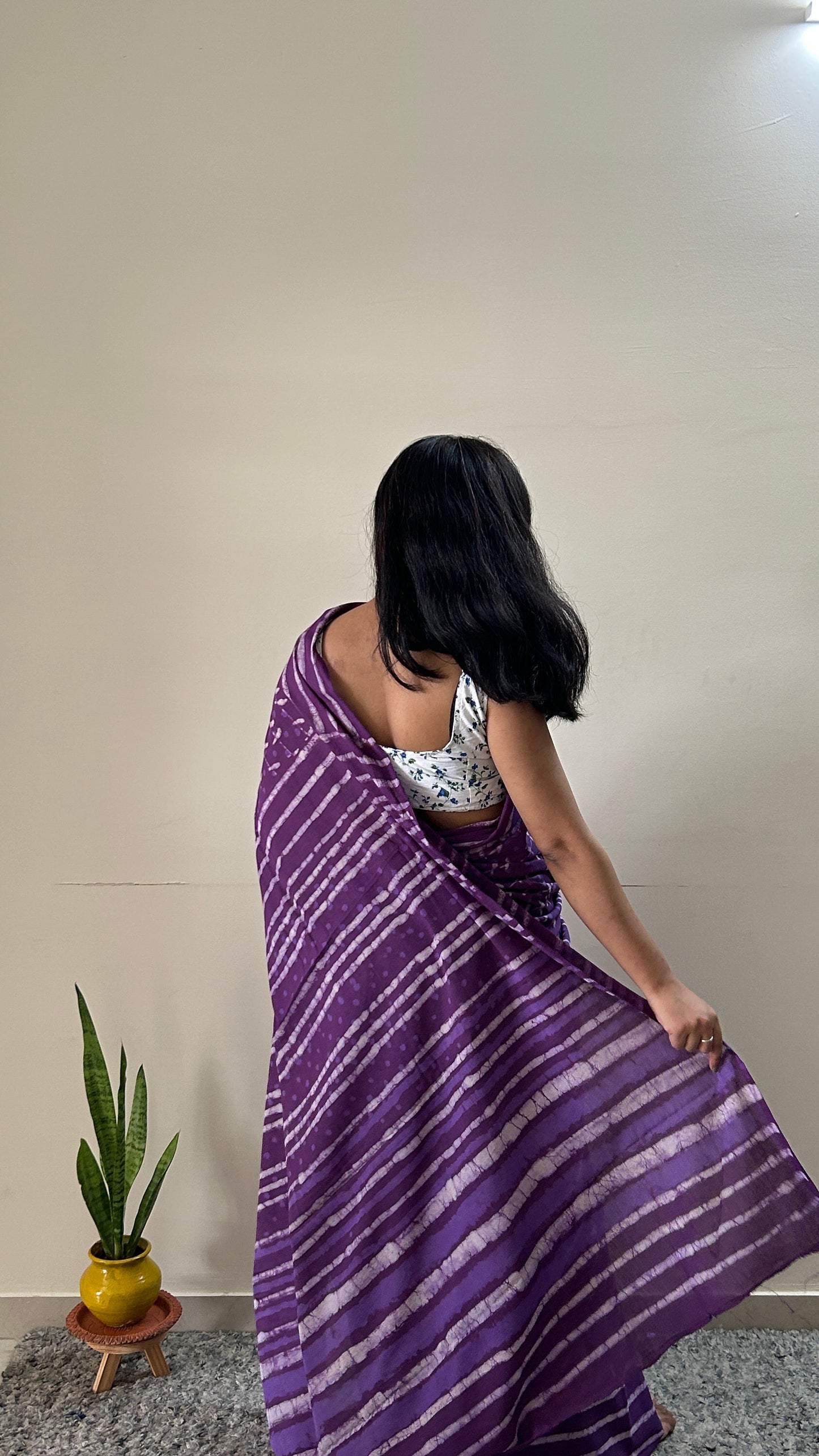 Sonchoraiya Violet Cotton Mulmul Handblock Dabu Saree