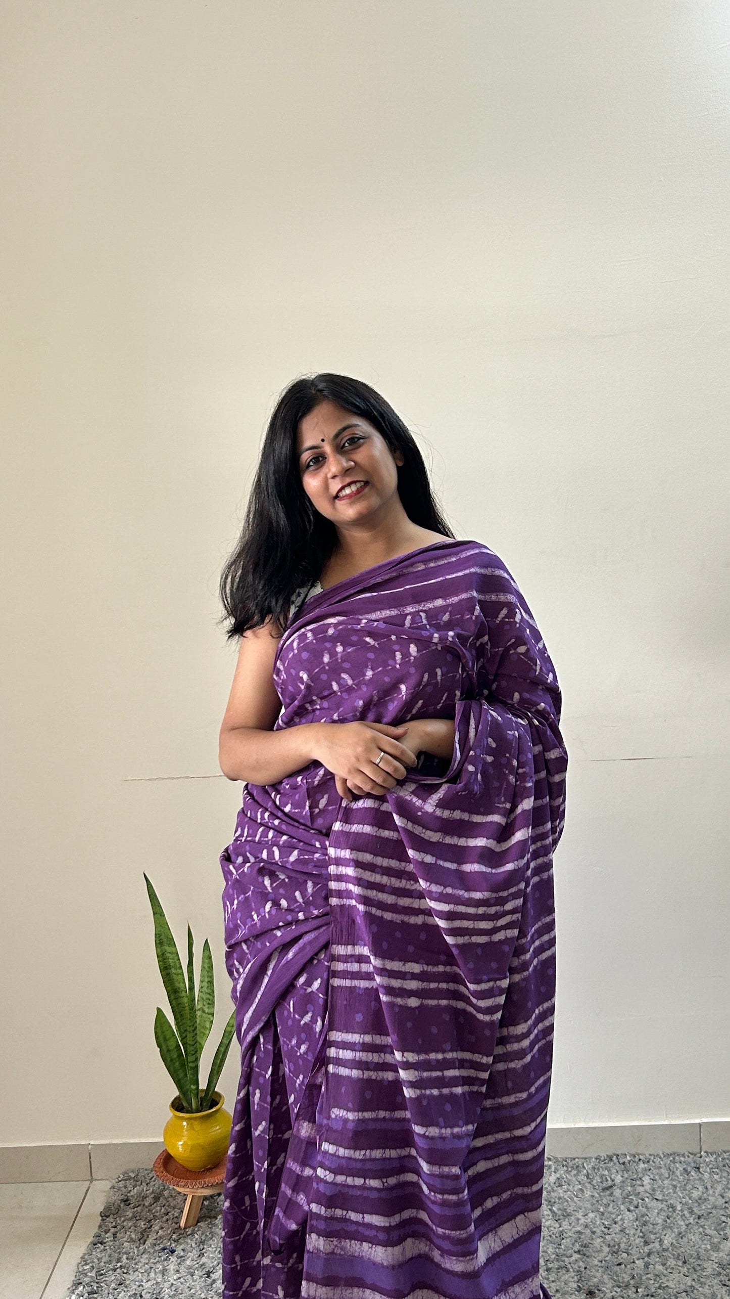 Sonchoraiya Violet Cotton Mulmul Handblock Dabu Saree