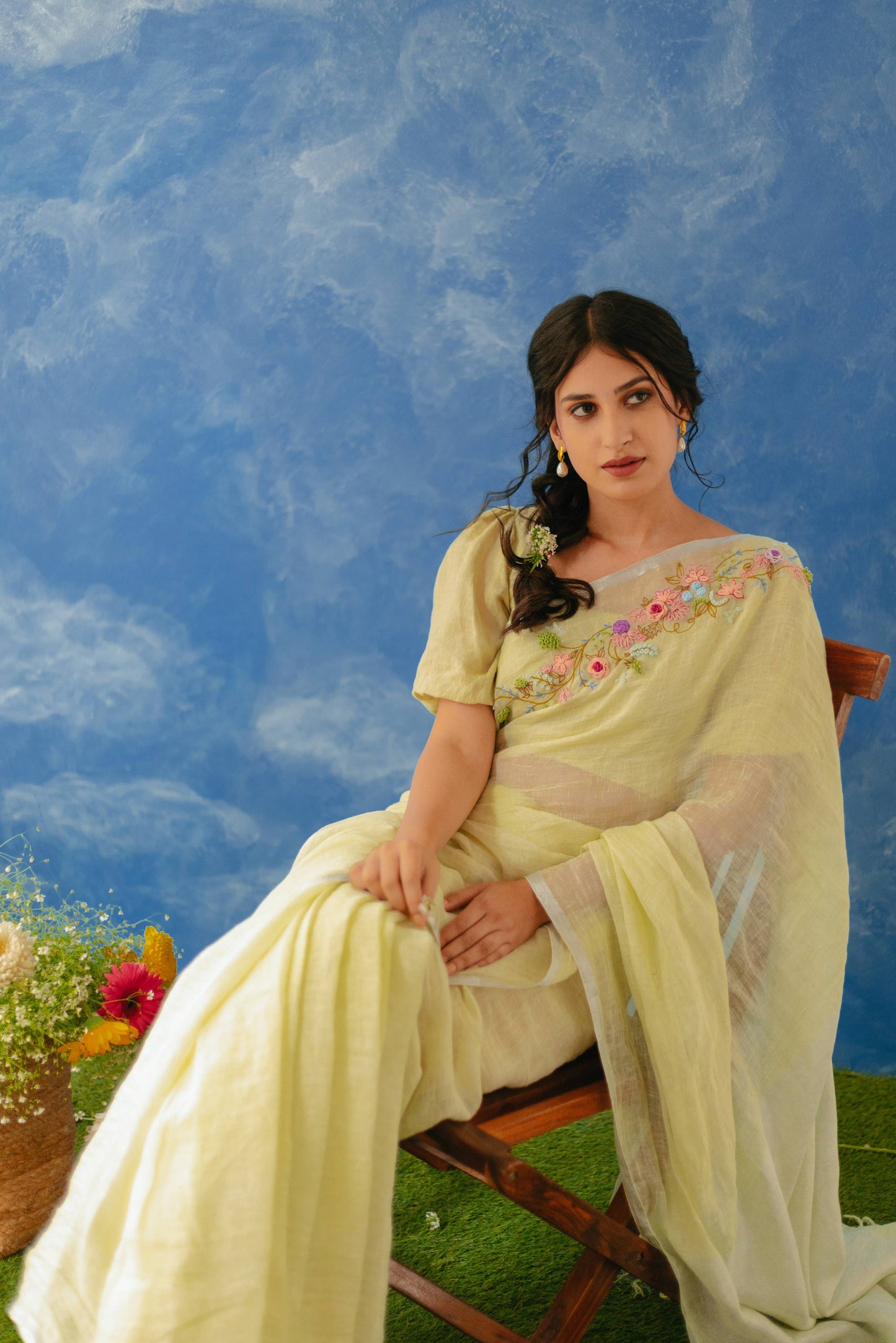 Aaftab Pista Linen Saree