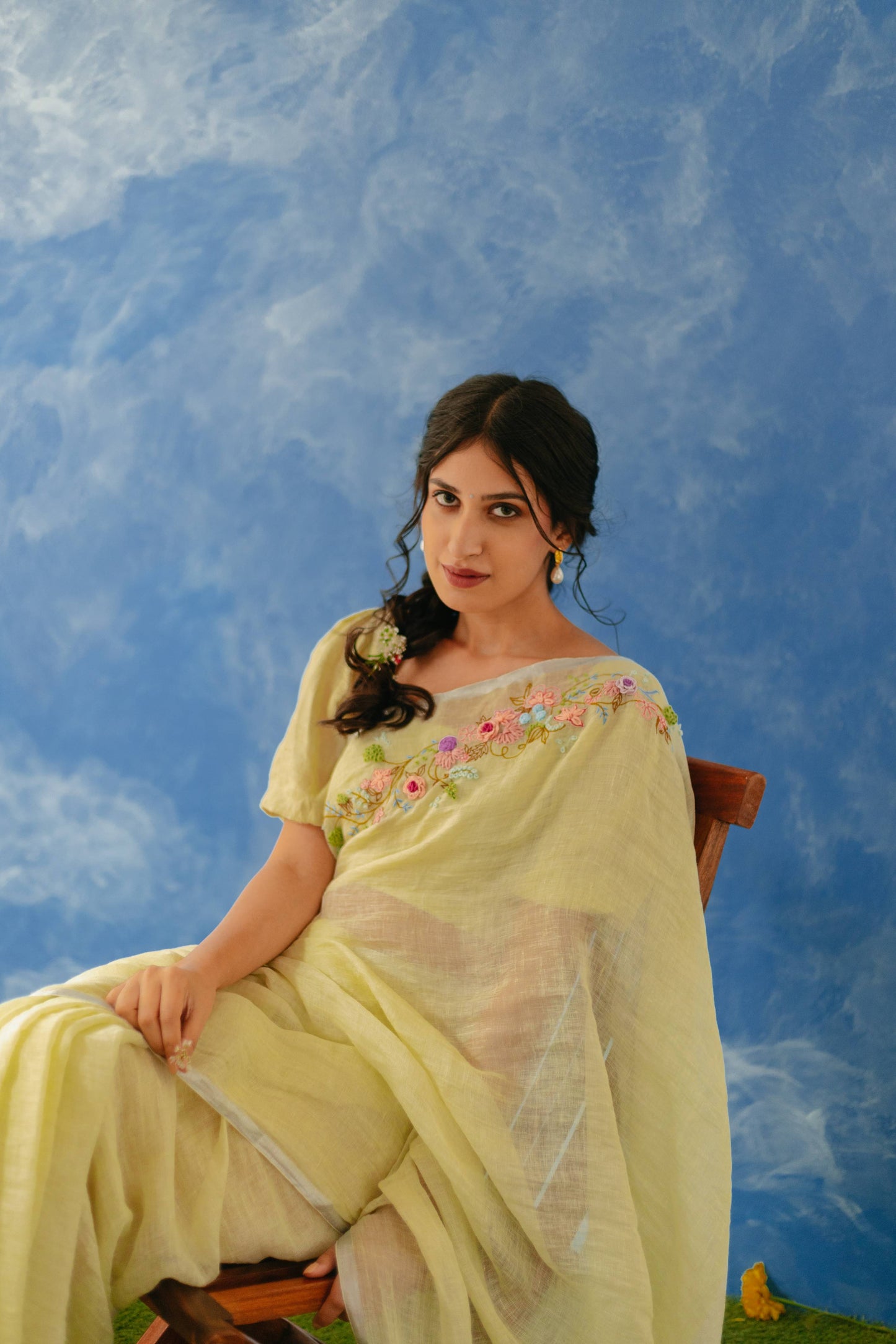 Aaftab Pista Linen Saree