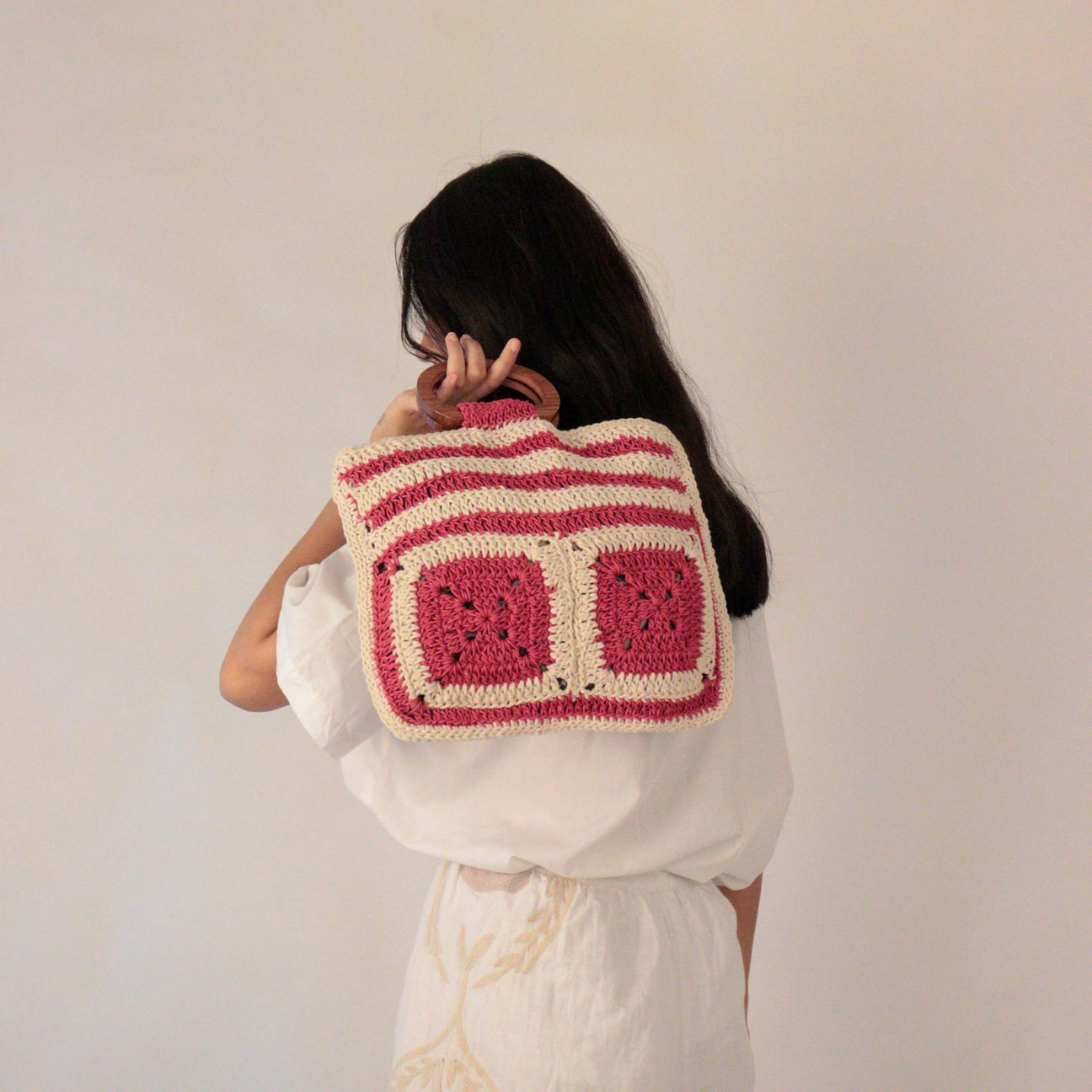 Rectangular crochet hand bag