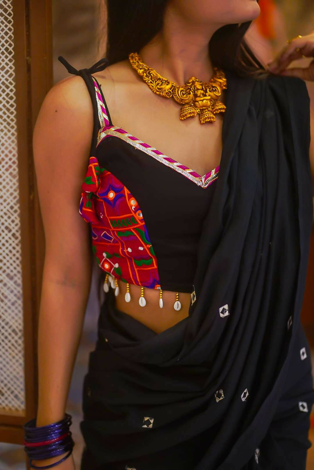 Phooljhadi Blouse โ Local Nation