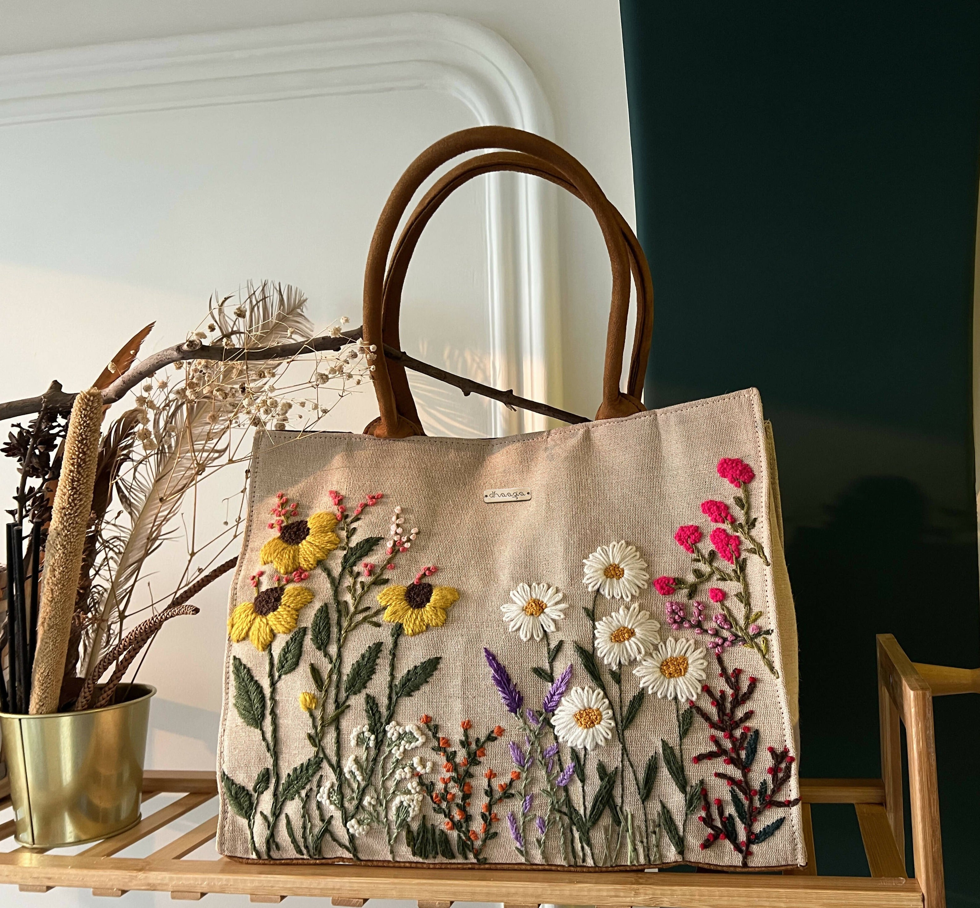 ALAÏA Women's Designer Bags | ALAÏA US