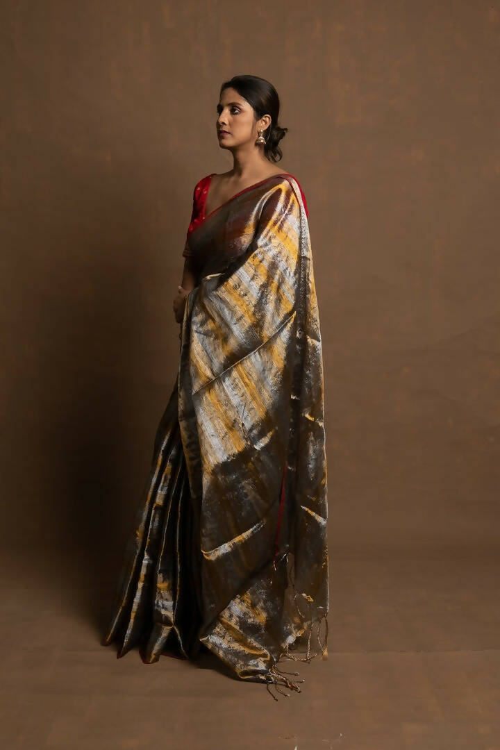 Gold Tiara Wrinkled Tissue Saree