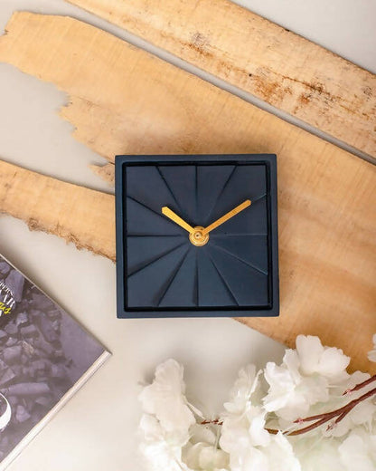 Table Clock - Elegance