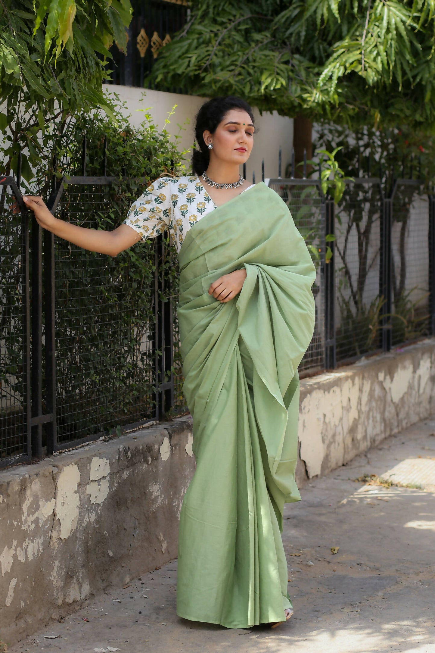 Mulmul Cotton Saree with Tassels