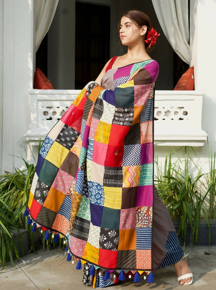 अतरंगी Saree - Gray