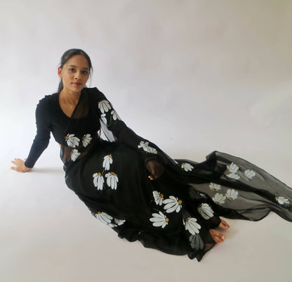 Half-Daisies Saree in Black