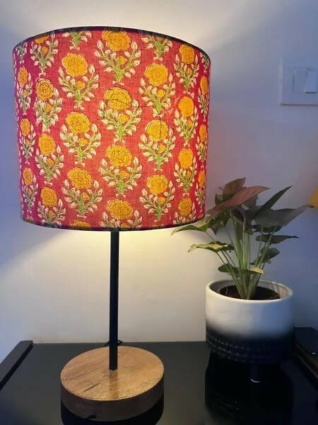 Handblock Lamp