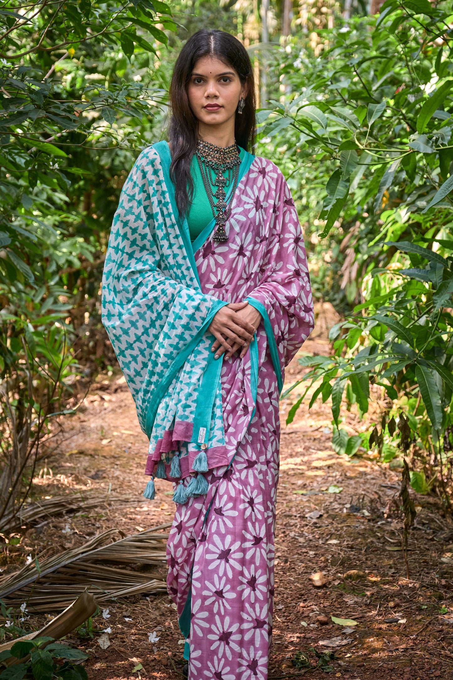 Kuturgo Flower Printed Mul Cotton Saree