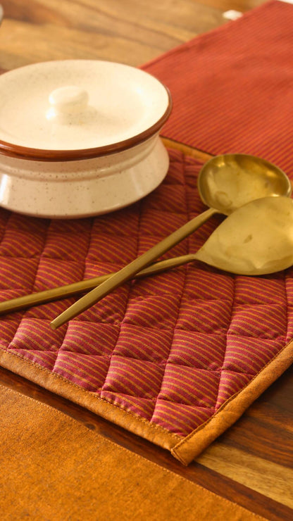 Serene Sunset Reversible, Wipeable & Heat resistant Cotton Tablepad