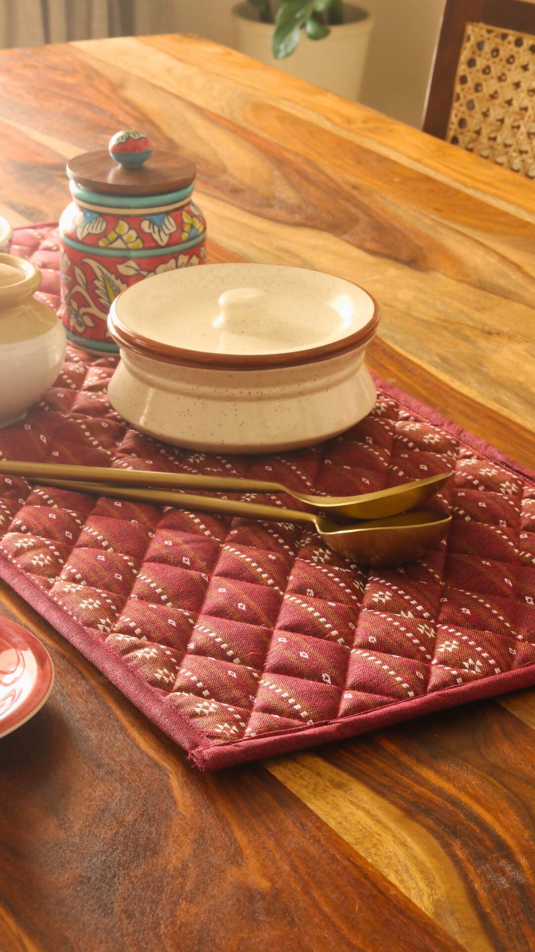 Woven Ruby Red Reversible, Wipeable & Heat resistant Cotton Tablepad