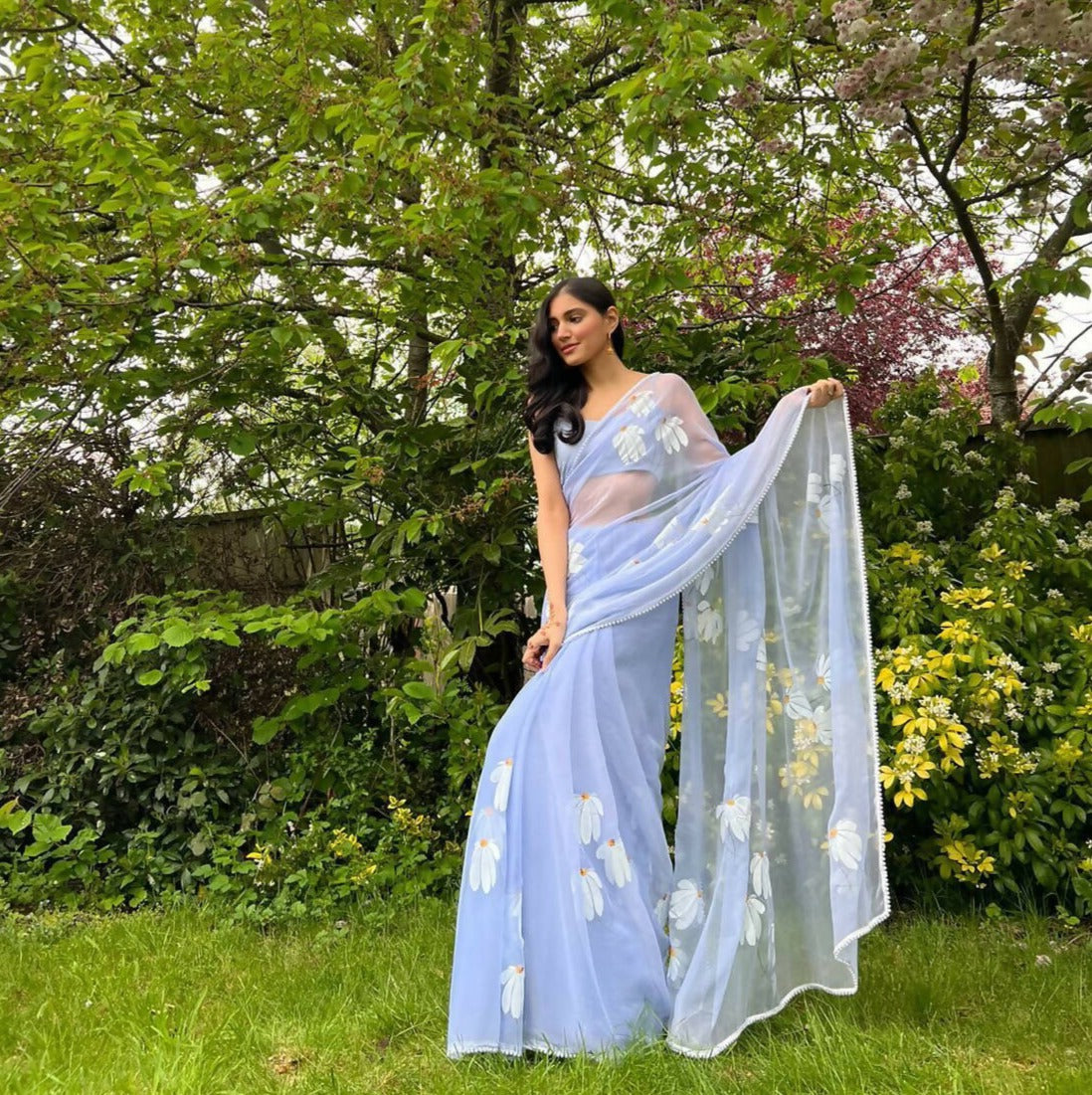 Ash Blue Half-Daisies Chiffon Saree