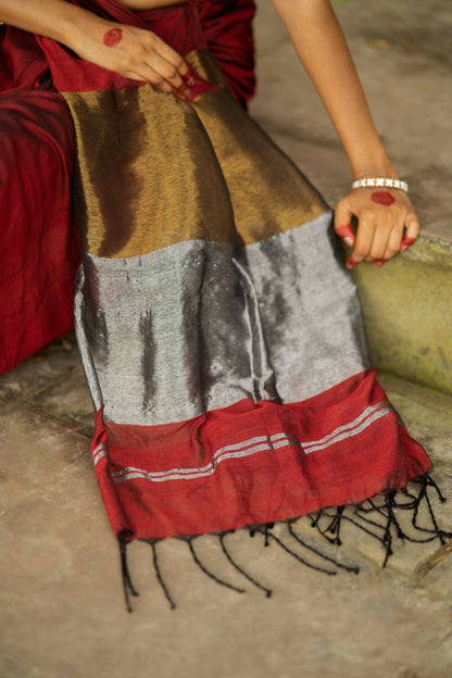 Rhythm Divine Cotton Saree With Zari Pallu