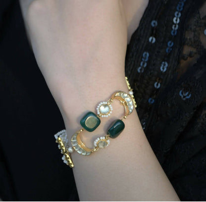 Crescent Ahmedabadi Kundan Bracelet