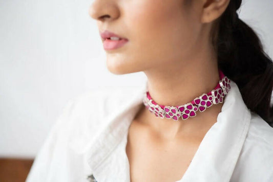 Patti choker