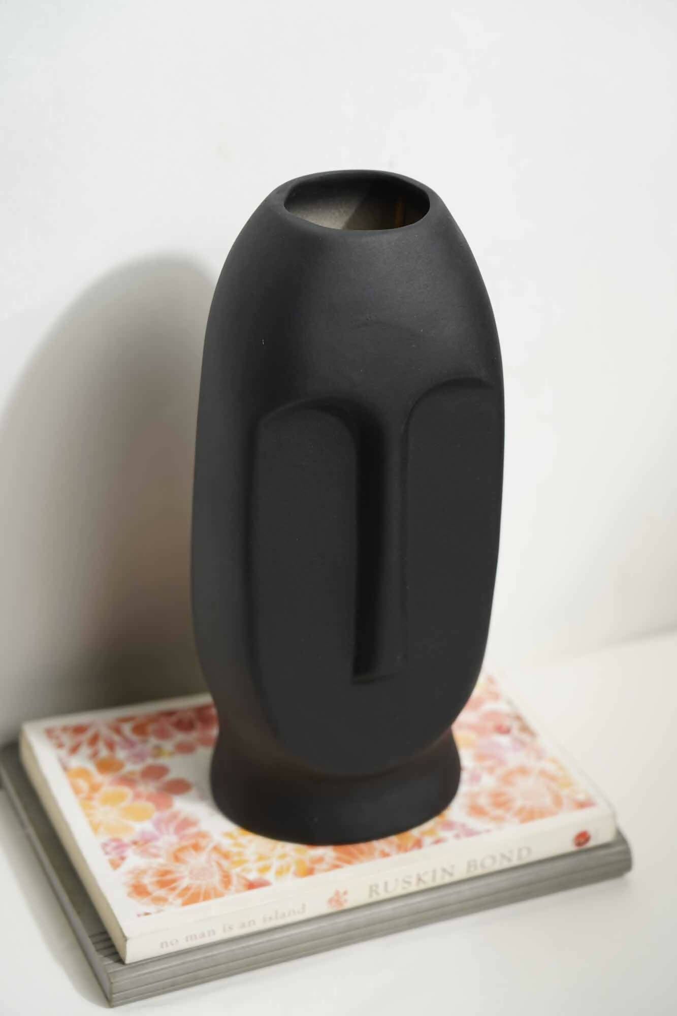 Black Matte Nordic Face Vase