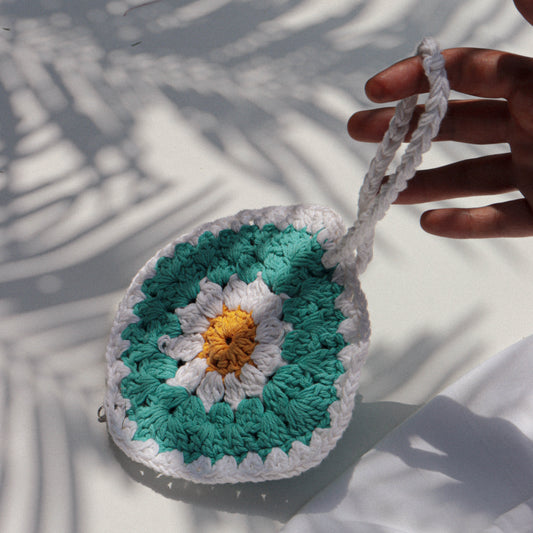 Blue Daisy crochet pouch