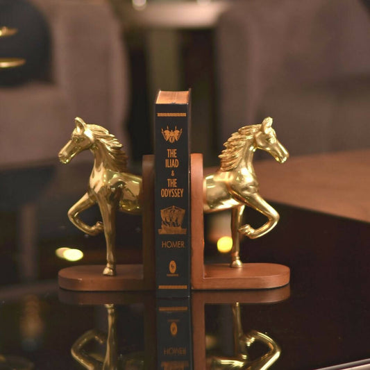 Amore Horse Book Ends