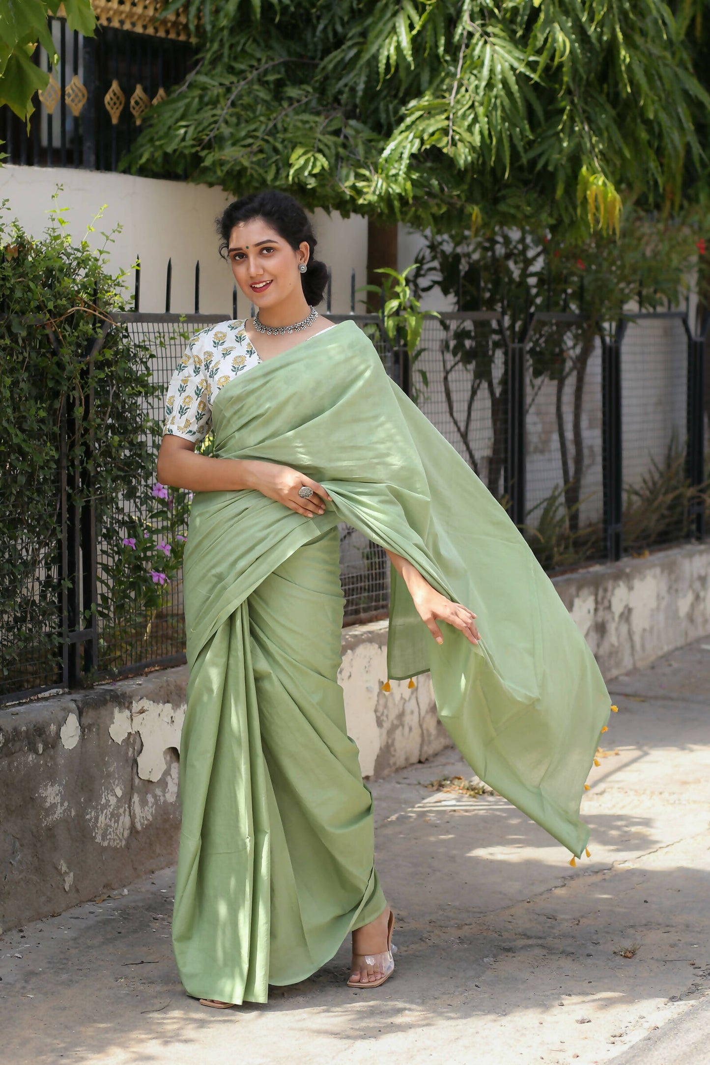 Mulmul Cotton Saree with Tassels