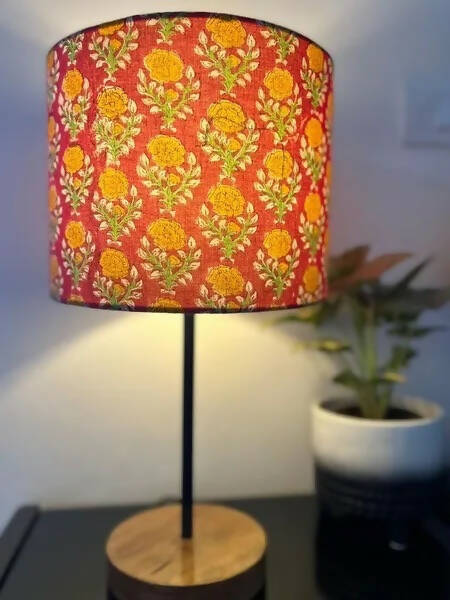 Handblock Lamp