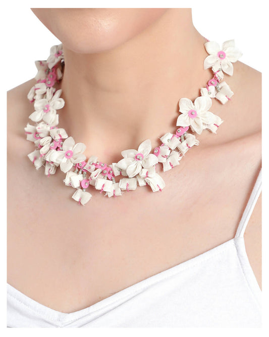 White Flora Necklace & Earring Set