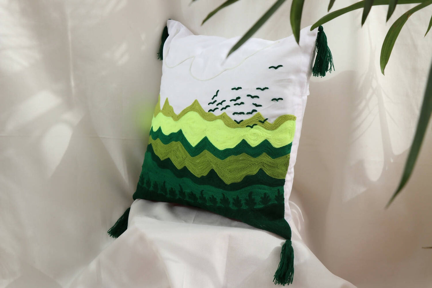 Green Scenery - Hand Embroidered (Pack of 1)