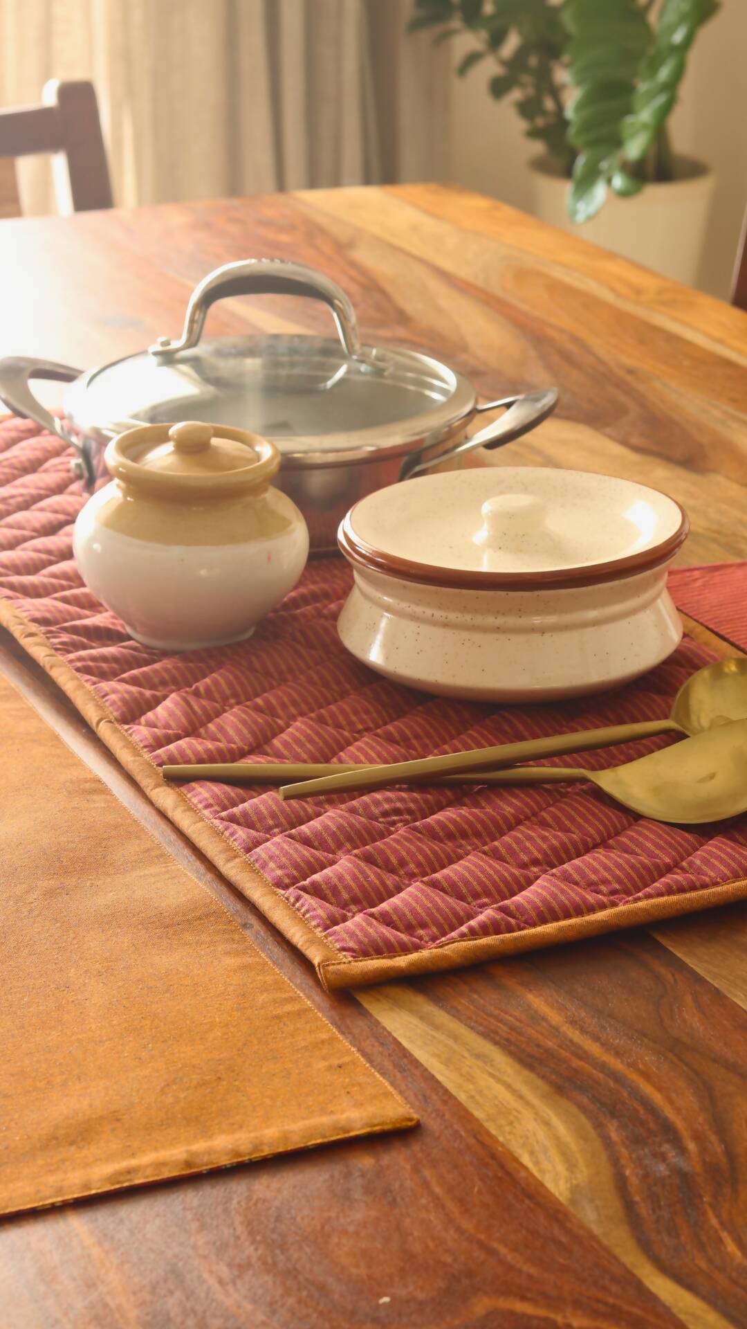 Serene Sunset Reversible, Wipeable & Heat resistant Cotton Tablepad