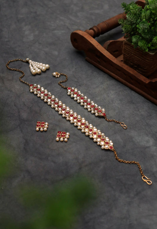 Kundan and Stone Choker Necklace Set With Bracelet