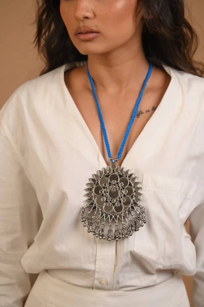 Fiza Long Glass Neckpiece