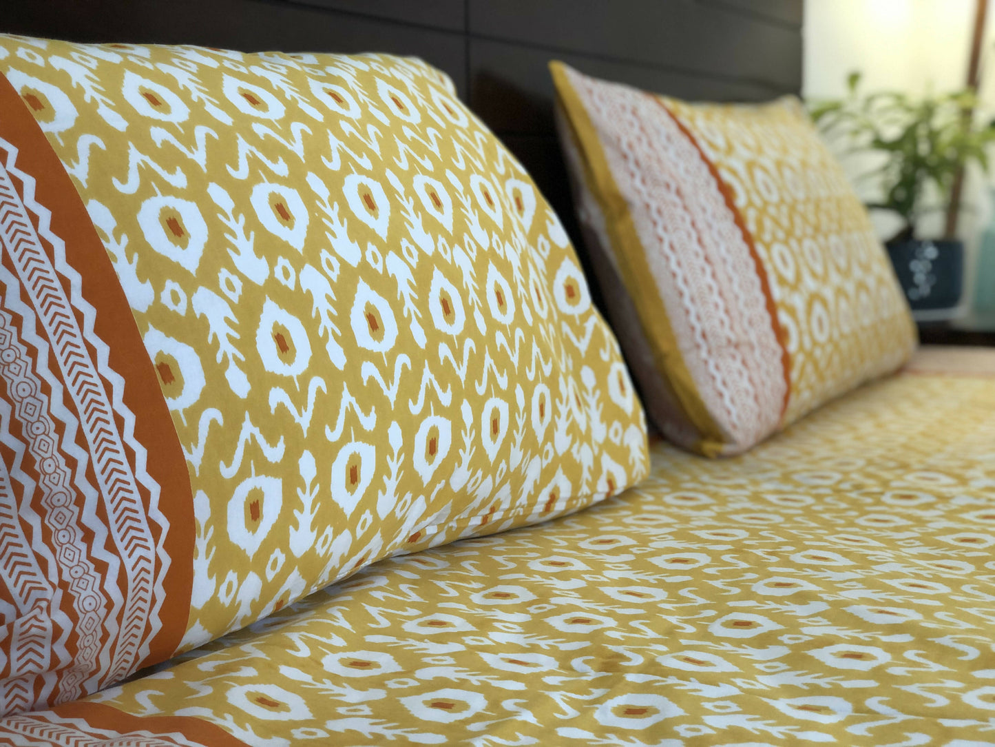 King Size | 90*108 Inches | Yellow Ikkat