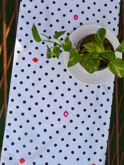 B&W Polka Table Runner