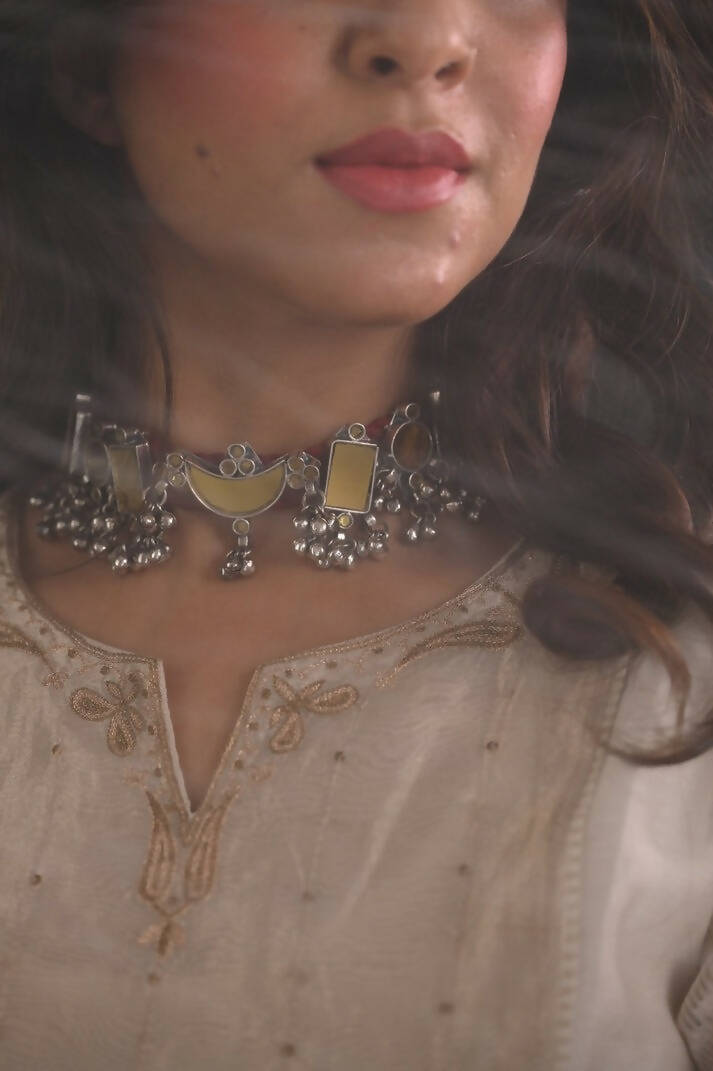 Nawra Choker