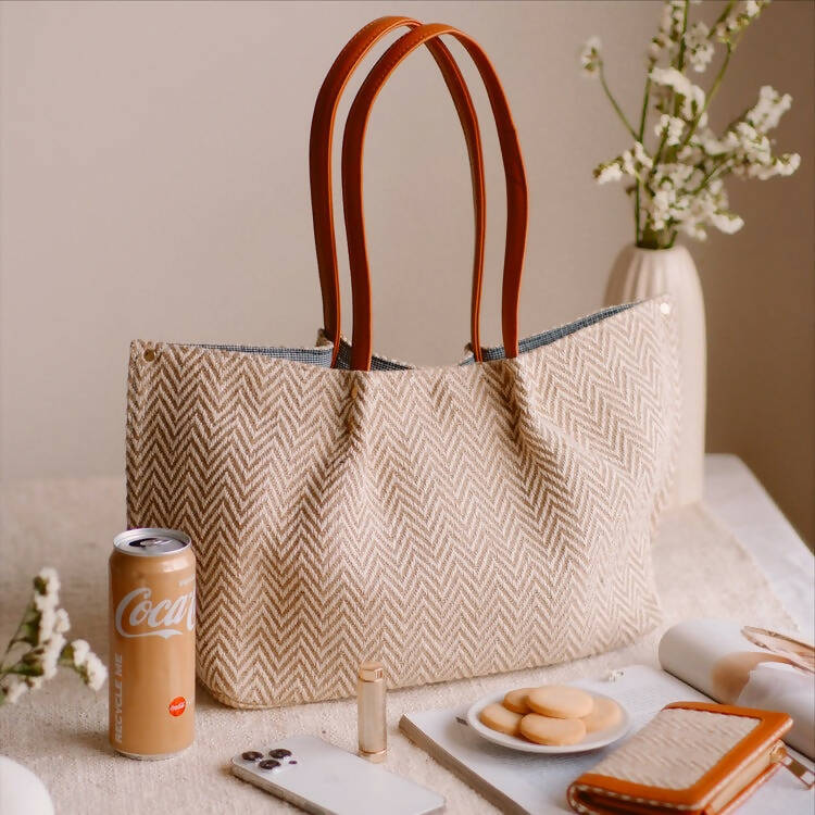 The Essential Tote Bag- Nude